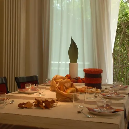 La Casa Del Bed & Breakfast 2*